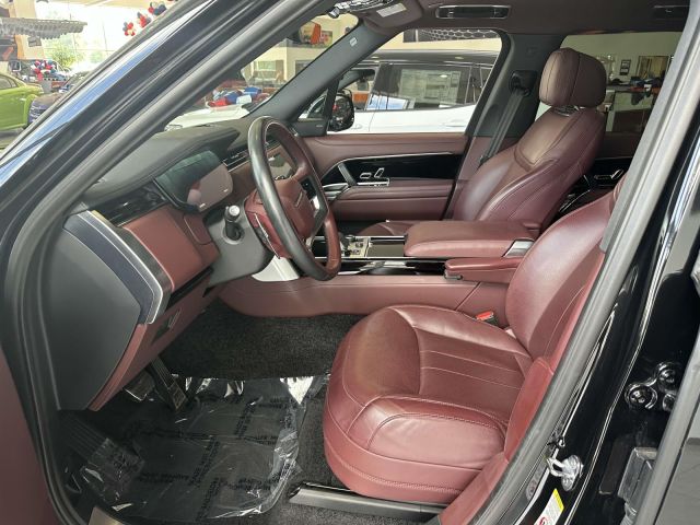 2023 Land Rover Range Rover P400 SE SWB