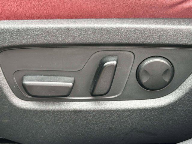 2023 Mazda CX-30 2.5 S Carbon Edition 2023 Mazda CX-30 2.5 S Carbon Edition