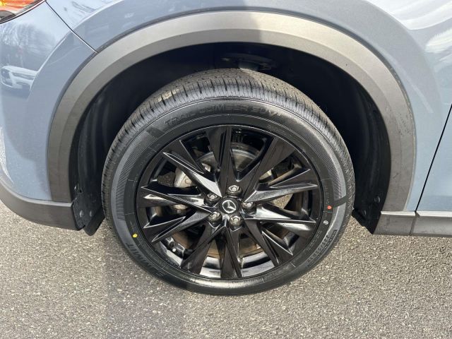 2023 Mazda CX-5 2.5 S Carbon Edition AWD 2023 Mazda CX-5 2.5 S Carbon Edition AWD