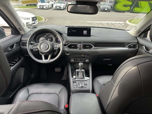 2023 Mazda CX-5 2.5 S Carbon Edition AWD 2023 Mazda CX-5 2.5 S Carbon Edition AWD
