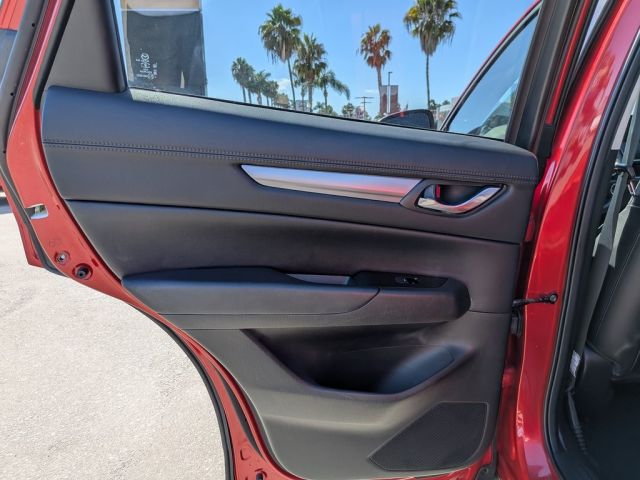 2023 Mazda CX-5 2.5 S Preferred Package 2023 Mazda CX-5 2.5 S Preferred Package