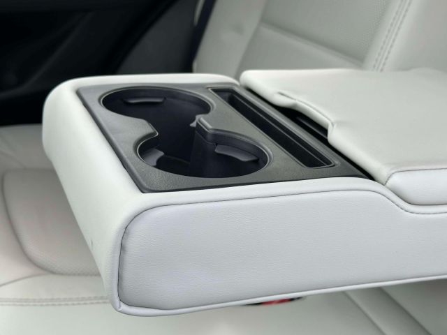 2023 Mazda CX-5 2.5 S Preferred Package AWD 2023 Mazda CX-5 2.5 S Preferred Package AWD