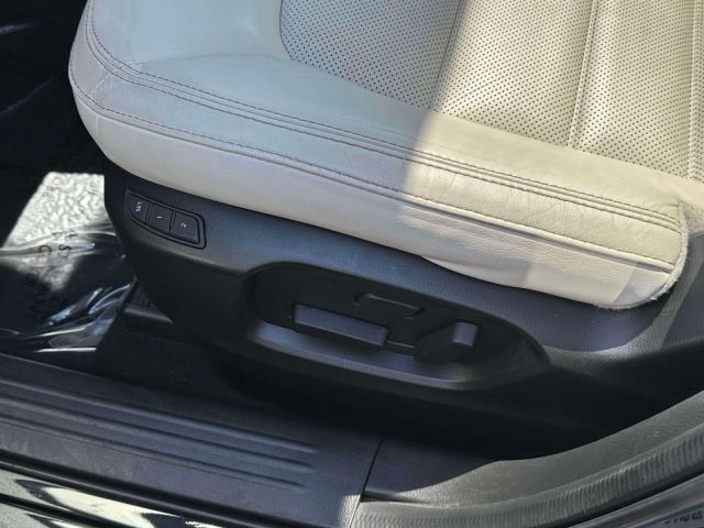 2023 Mazda CX-5 2.5 S Premium Package AWD