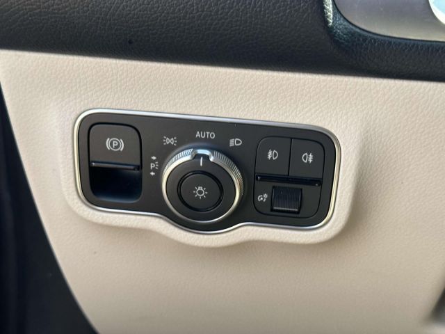 2023 Mercedes-Benz GLB GLB 250 4MATIC SUV