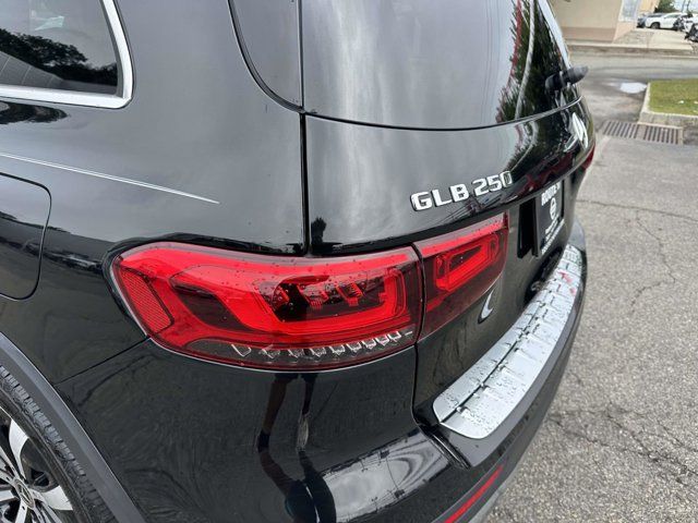 2023 Mercedes-Benz GLB GLB 250