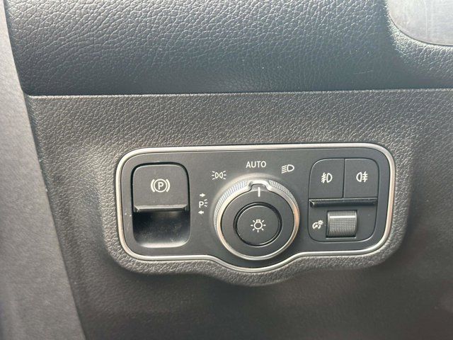 2023 Mercedes-Benz GLB GLB 250