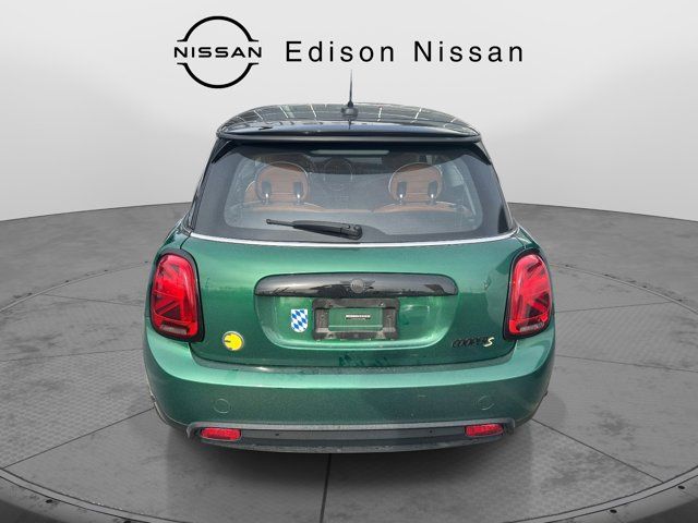 2023 MINI Hardtop 2 Door Cooper SE 2023 MINI Hardtop 2 Door Cooper SE