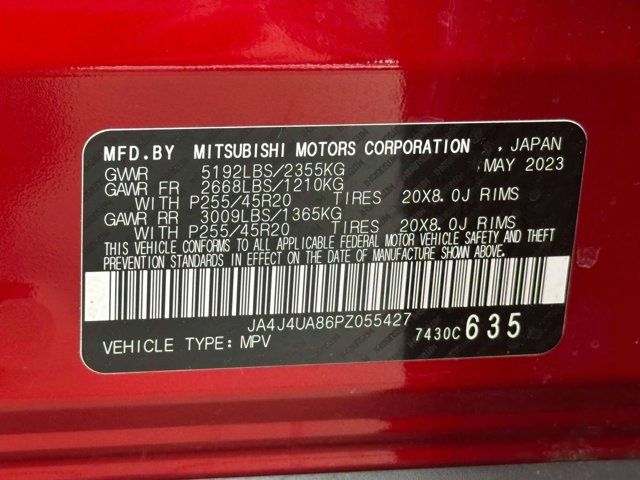 2023 Mitsubishi Outlander SE