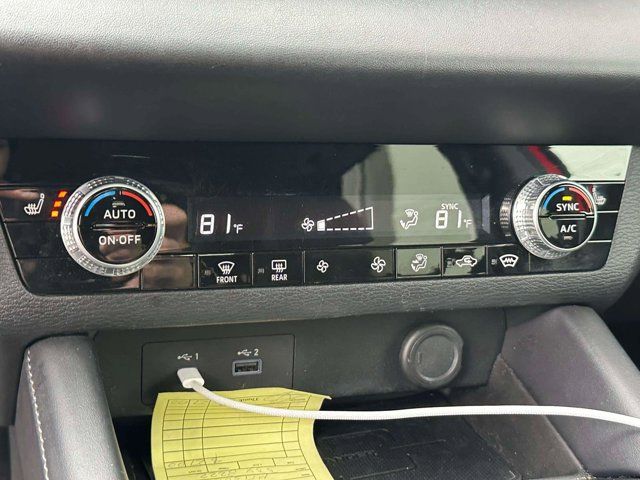 2023 Mitsubishi Outlander SE