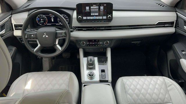 2023 Mitsubishi Outlander SEL