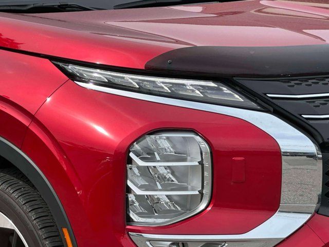 2023 Mitsubishi Outlander SEL