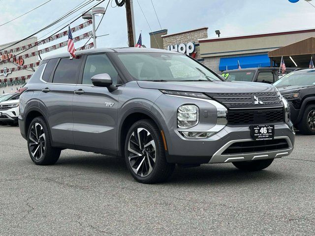 2023 Mitsubishi Outlander PHEV SE