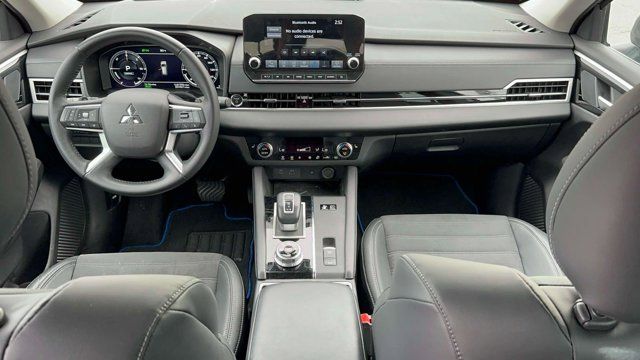 2023 Mitsubishi Outlander PHEV SE