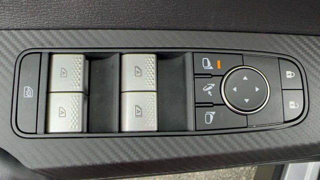 2023 Mitsubishi Outlander PHEV SE