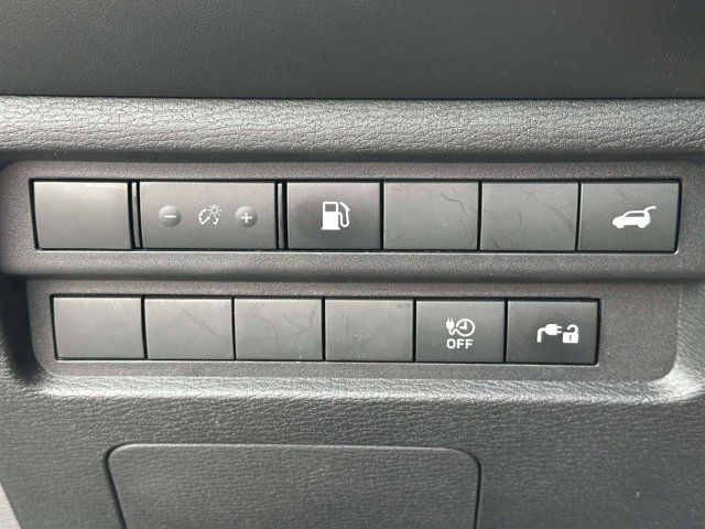 2023 Mitsubishi Outlander PHEV SE