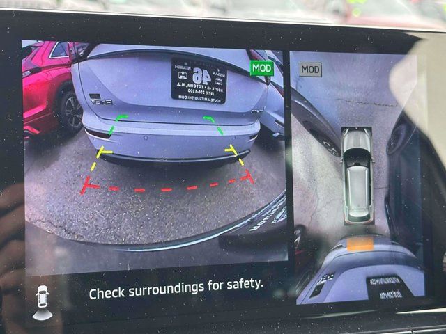 2023 Mitsubishi Outlander PHEV SE