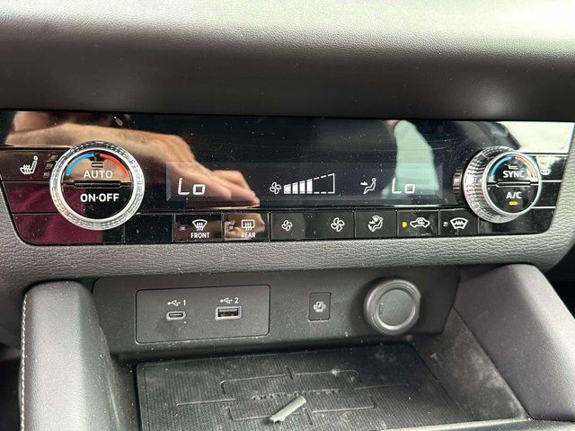 2023 Mitsubishi Outlander PHEV SE