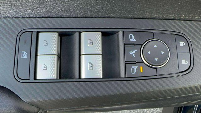 2023 Mitsubishi Outlander PHEV SE