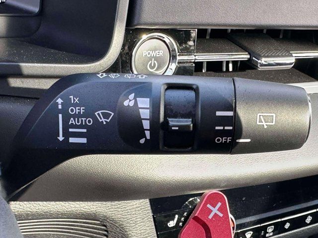 2023 Mitsubishi Outlander PHEV SE