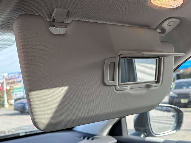 2023 Mitsubishi Outlander PHEV SE