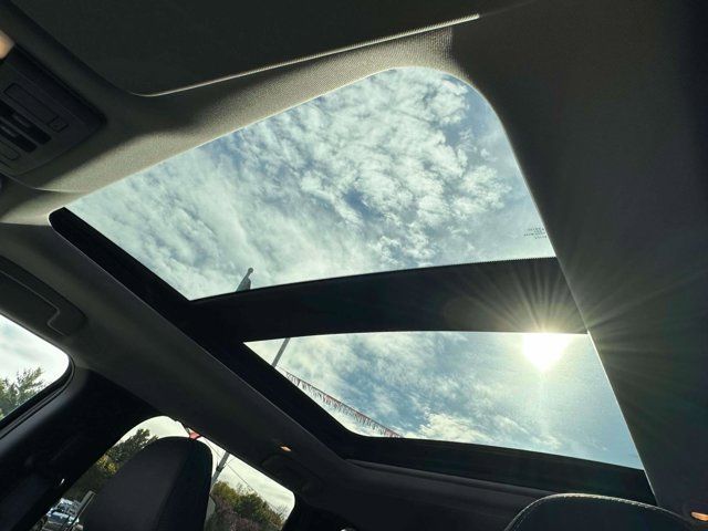 2023 Mitsubishi Outlander PHEV SE