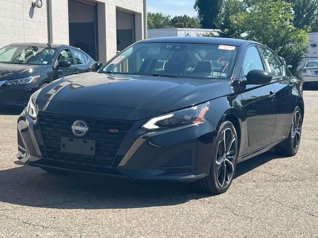 2023 Nissan Altima 2.5 SR Sedan