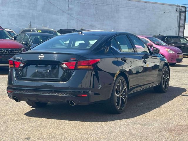 2023 Nissan Altima 2.5 SR Sedan