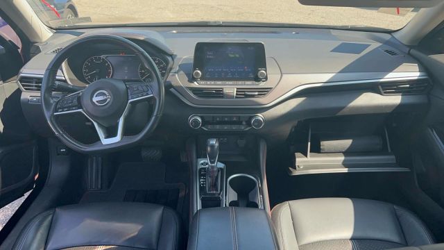 2023 Nissan Altima 2.5 SR Sedan