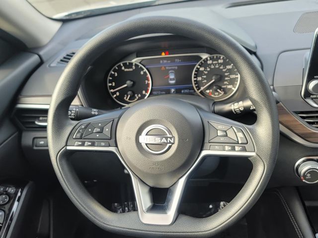2023 Nissan Altima 2.5 SV AWD Sedan