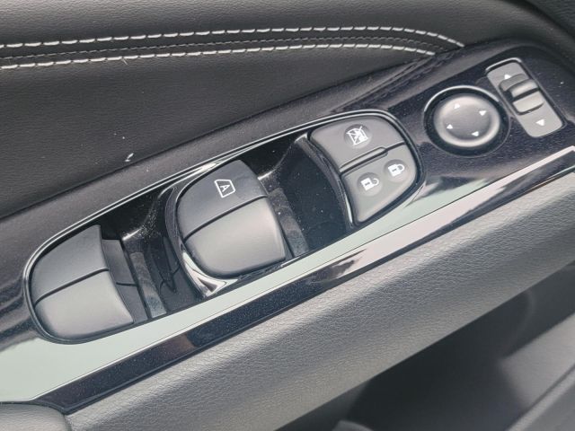2023 Nissan Altima 2.5 SV AWD Sedan