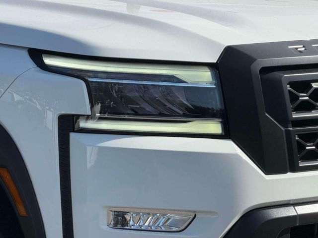 2023 Nissan Frontier Crew Cab 4x4 PRO-4X Auto 2023 Nissan Frontier Crew Cab 4x4 PRO-4X Auto