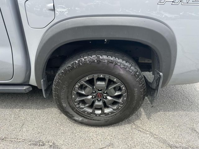 2023 Nissan Frontier Crew Cab 4x4 PRO-4X Auto