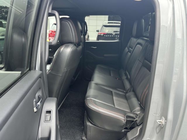 2023 Nissan Frontier Crew Cab 4x4 PRO-4X Auto