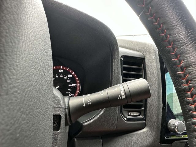 2023 Nissan Frontier Crew Cab 4x4 PRO-4X Auto