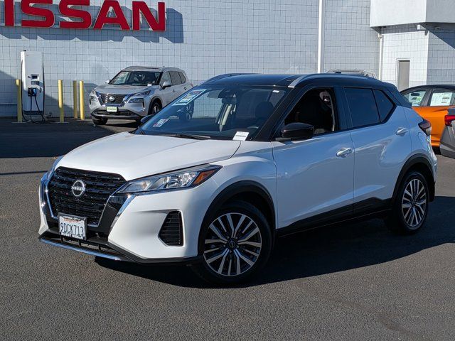 2023 Nissan Kicks SV 2023 Nissan Kicks SV