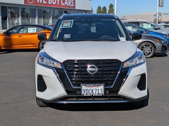 2023 Nissan Kicks SV 2023 Nissan Kicks SV