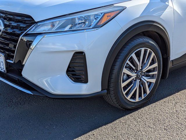 2023 Nissan Kicks SV 2023 Nissan Kicks SV