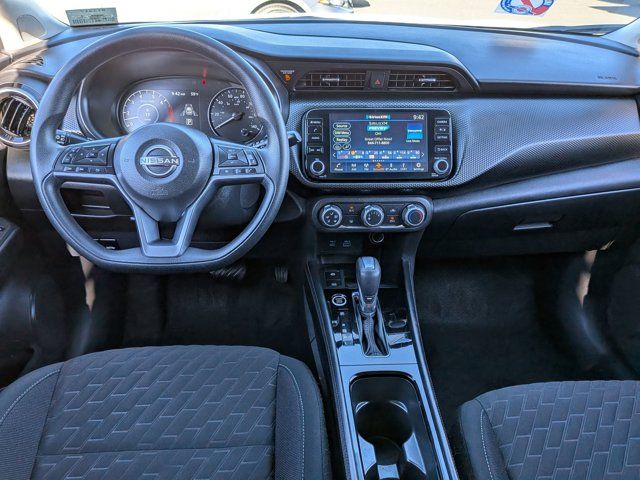 2023 Nissan Kicks SV 2023 Nissan Kicks SV