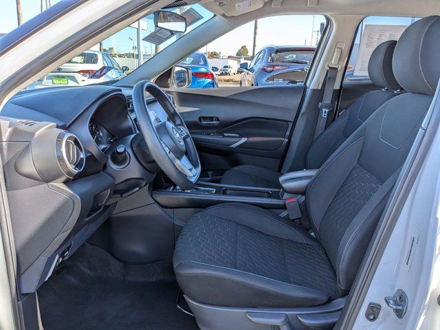 2023 Nissan Kicks SV 2023 Nissan Kicks SV