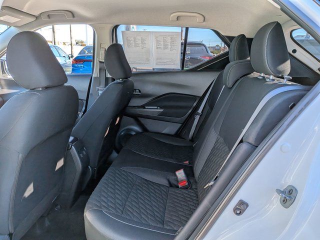 2023 Nissan Kicks SV 2023 Nissan Kicks SV