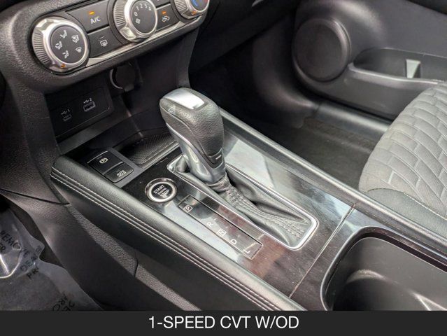 2023 Nissan Kicks SV 2023 Nissan Kicks SV