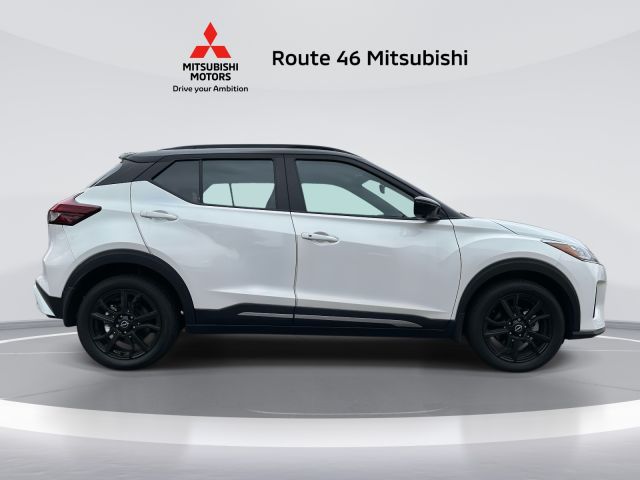 2023 Nissan Kicks SR FWD