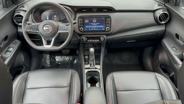 2023 Nissan Kicks SR FWD