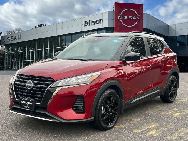 2023 Nissan Kicks SR FWD