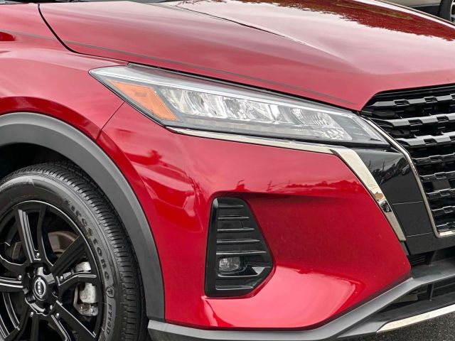 2023 Nissan Kicks SR FWD