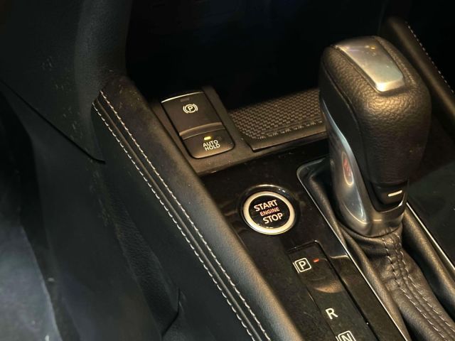 2023 Nissan Kicks SR FWD