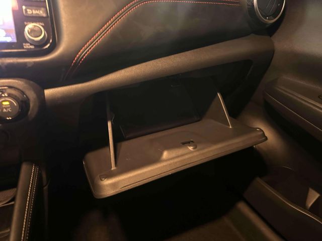 2023 Nissan Kicks SR FWD