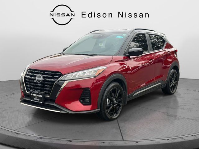 2023 Nissan Kicks SR