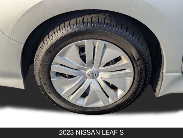 2023 Nissan Leaf S