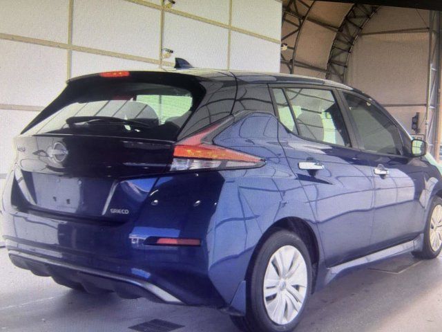 2023 Nissan LEAF S